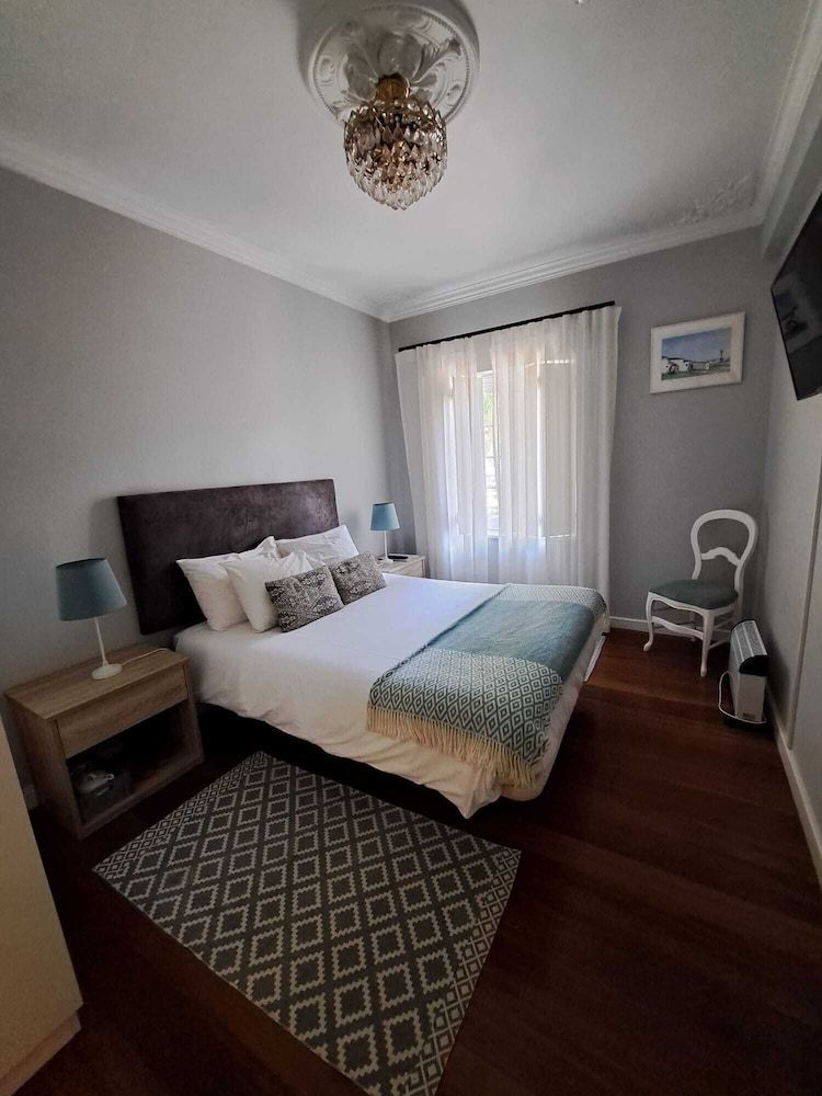 Vila Louro Economy Room 6