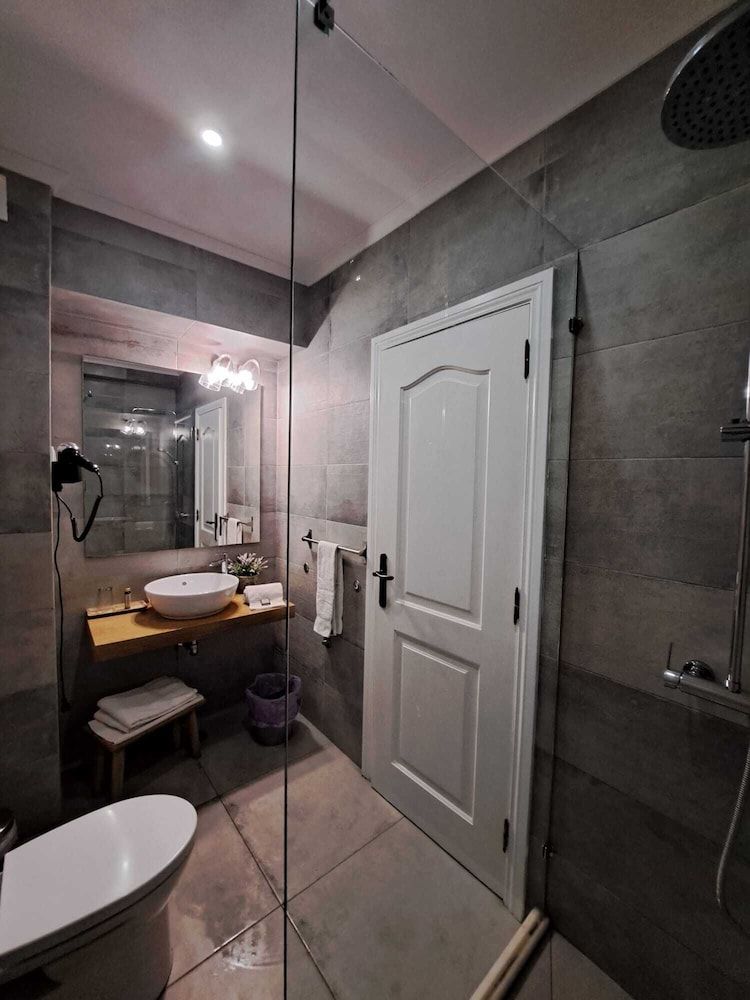 Vila Louro Economy Room 12