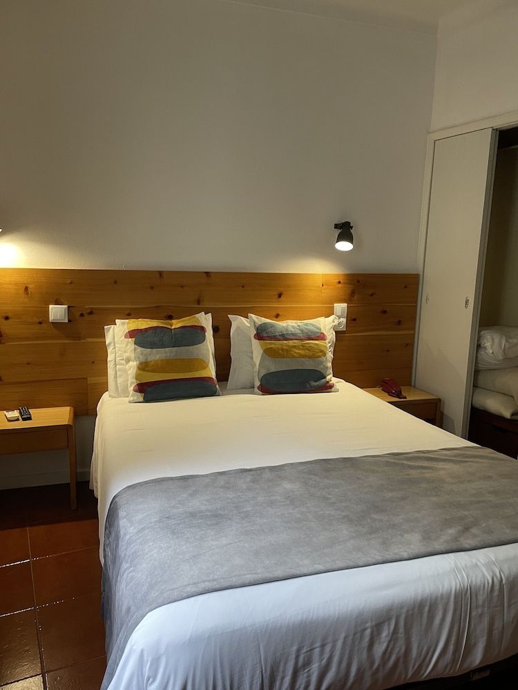 Hotel A Ilha Basic Double Room 4