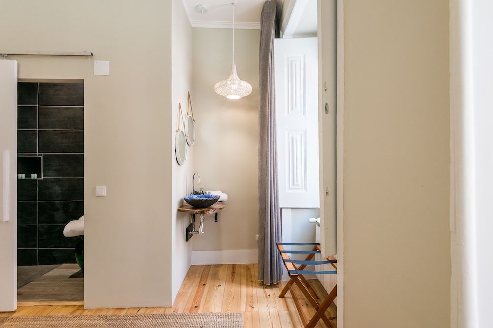 19 Tile Ceramic Concept  - by Unlock Hotels Standard Double or Twin Room 4