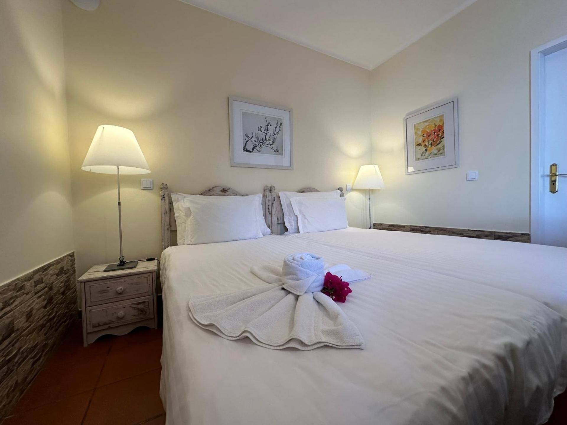 Standard Twin Room with Garden View
