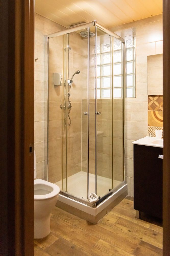 Happy House Standard Twin Room 4