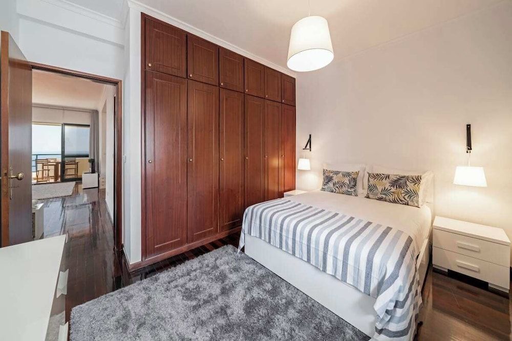 Apartment (2 Bedrooms)
