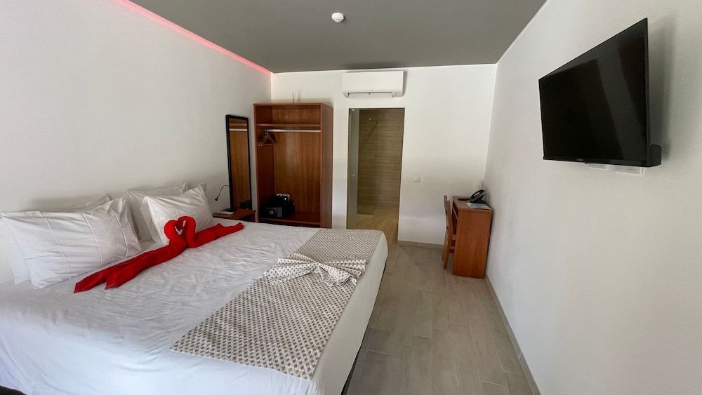 Double Room, Garden View (Garden)