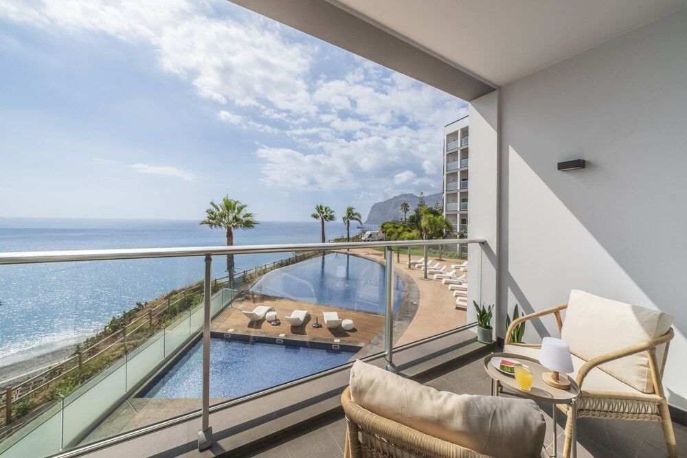 Basic Apartment, 1 Queen Bed, Sea View