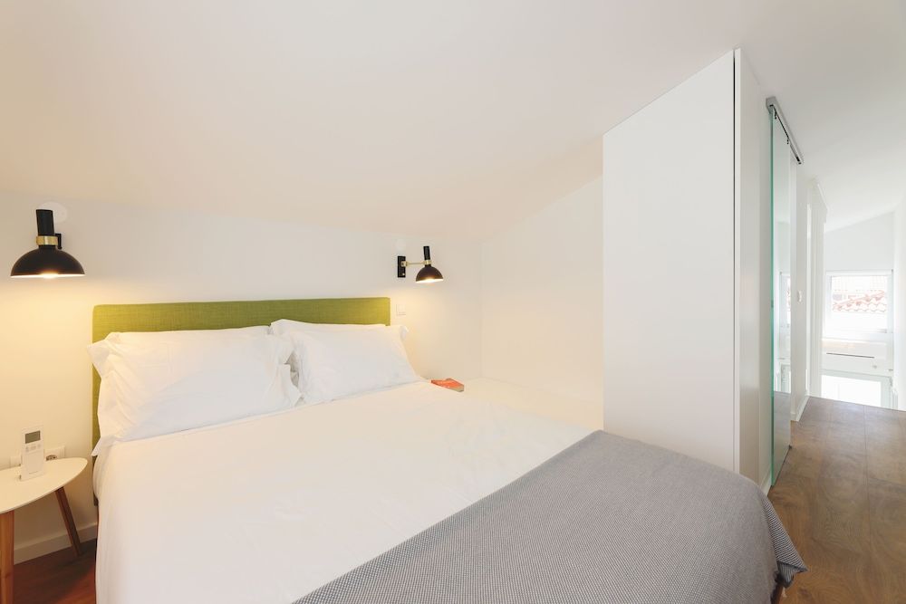 2 Bedroom Mezzanine Apartment (2.4)