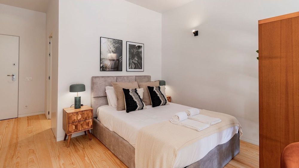 Almada 551 by LovelyStay Premium Studio 6