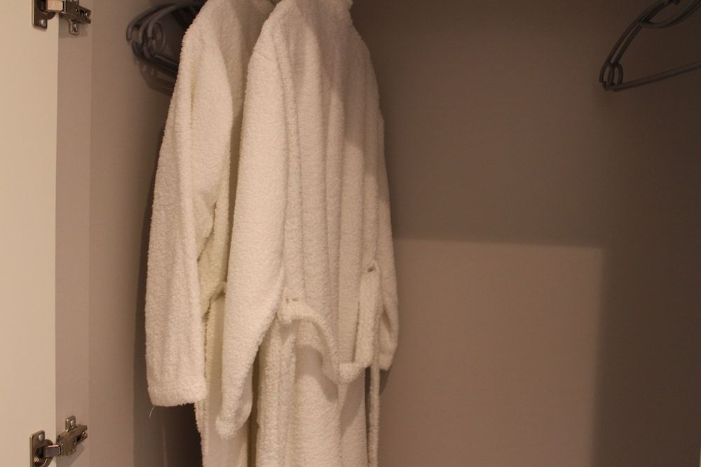 Rito Hall da Serra Family Room, 1 Queen Bed with Sofa bed, Refrigerator 12