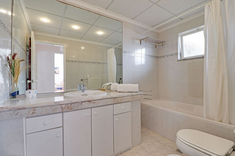 Albufeira Concept With Pool by Homing Apartment, 2 Bedrooms, Smoking, Pool Access 15