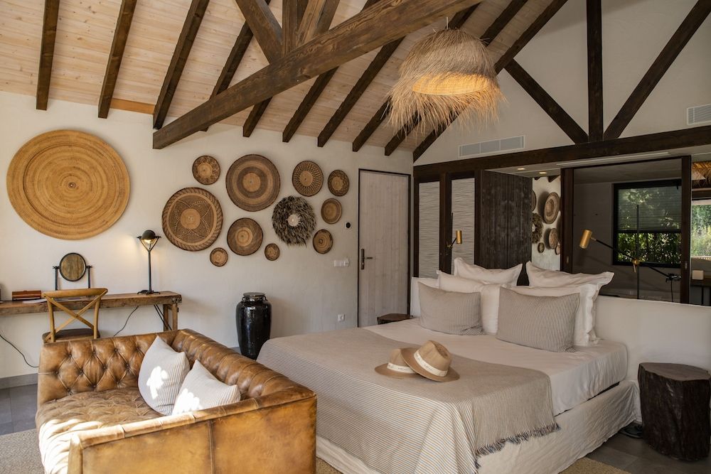 Bio Pool Suite