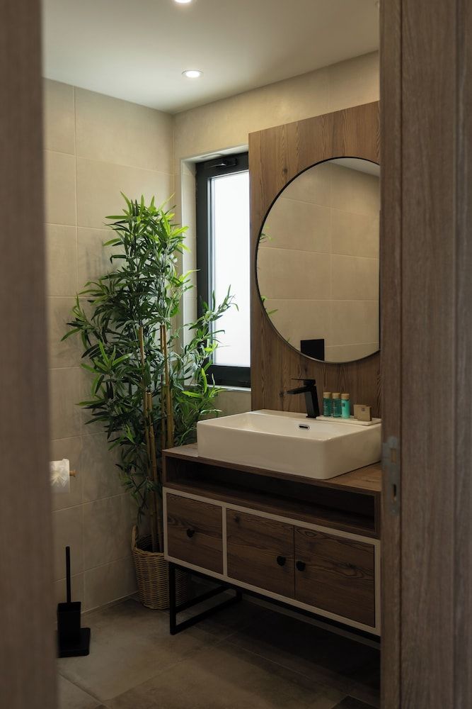 Ria Formosa Guest House Deluxe Room 2