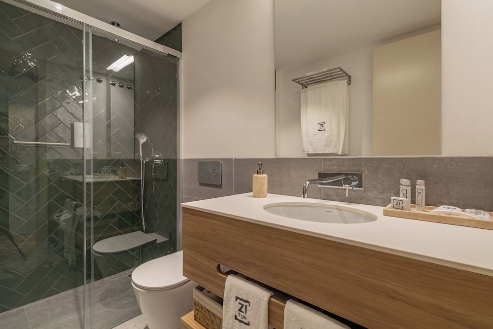 Silves History Guest House Family Room 9