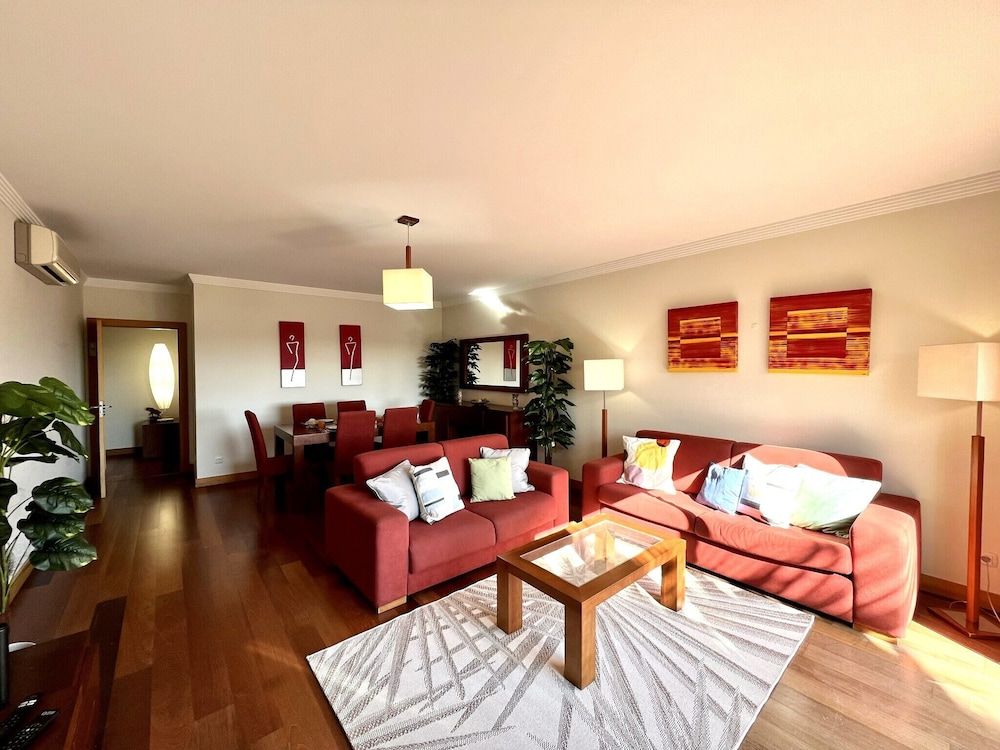 Albufeira Modern 3 With Pool by Homing Apartment, 2 Bedrooms, Pool Access 19