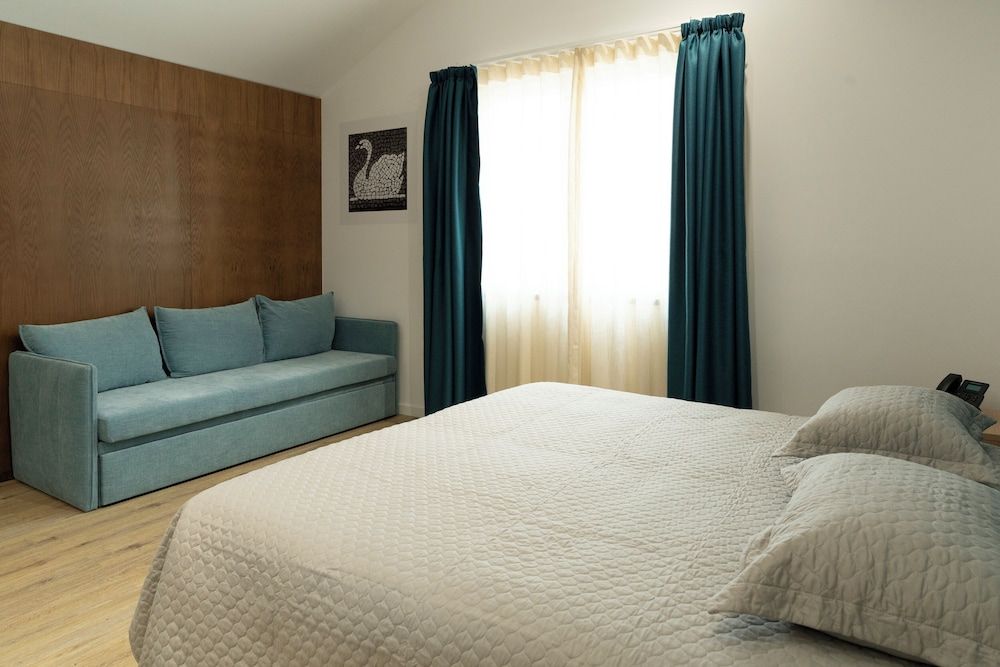 Horta Bay City Suite 3