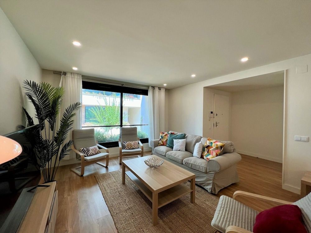 Faro Design 6 by Homing Apartment, 2 Bedrooms, 2 Bathrooms 13