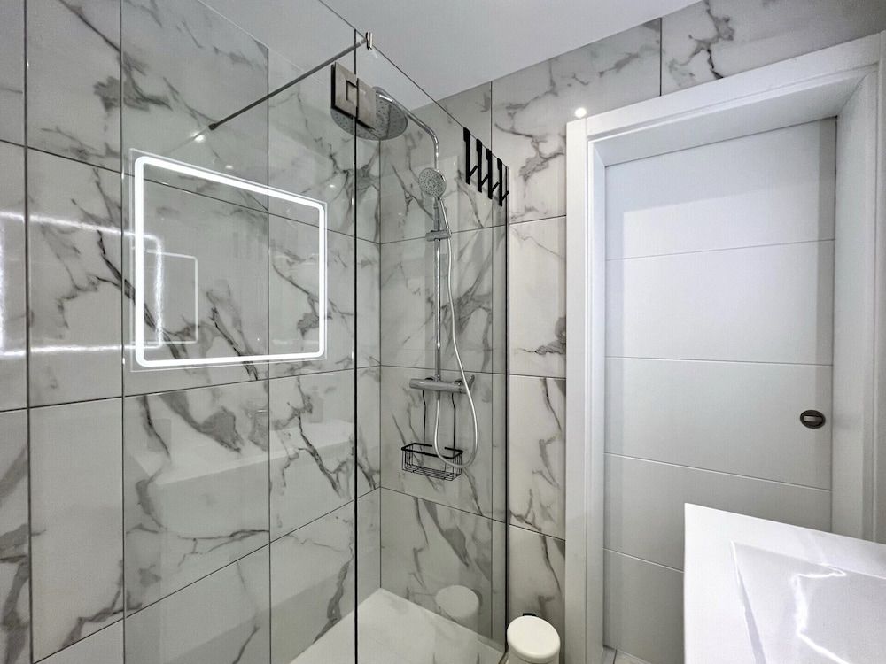 Faro Deluxe by Homing Apartment, 3 Bedrooms, Terrace 37