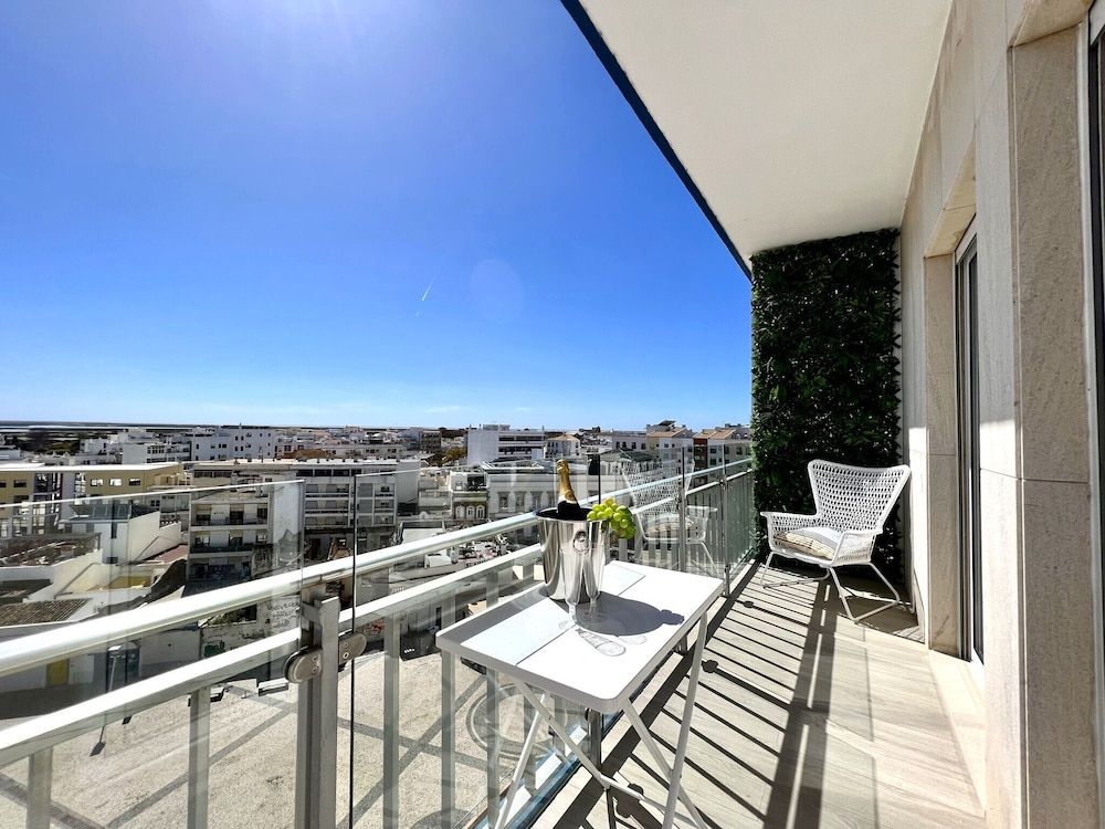Faro Deluxe by Homing Apartment, 3 Bedrooms, Terrace 31