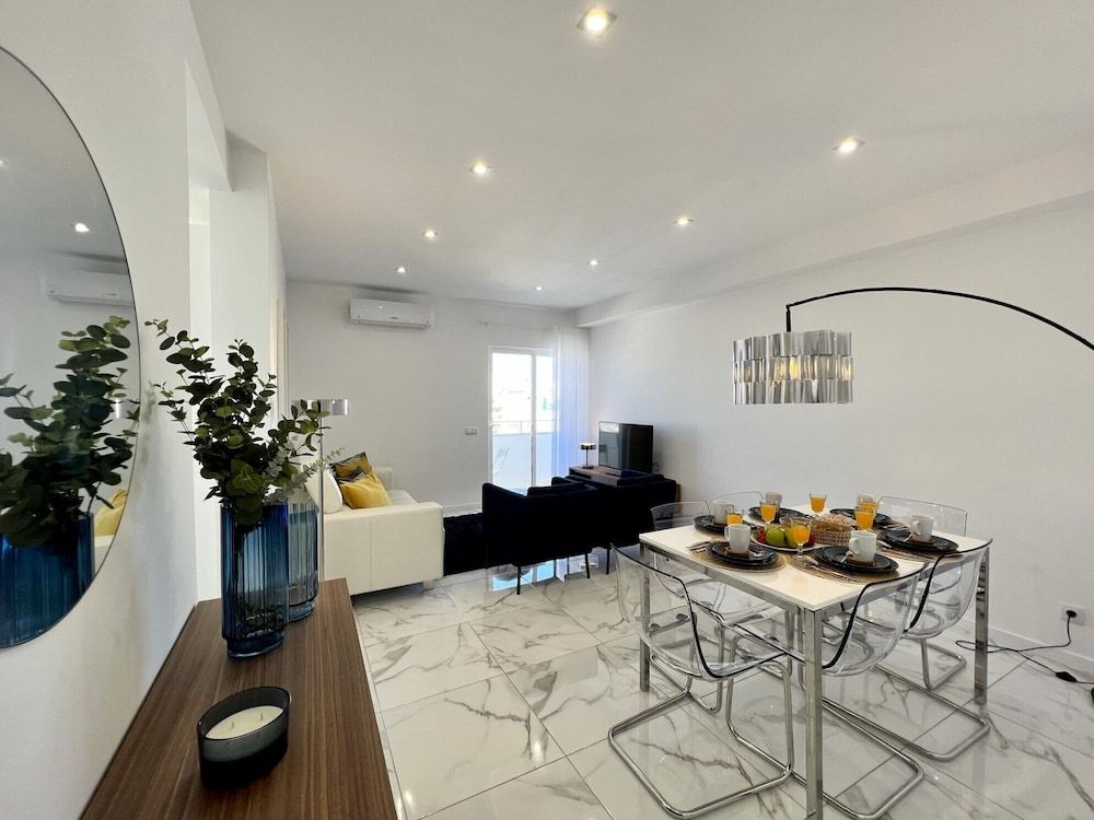 Faro Deluxe by Homing Apartment, 3 Bedrooms, Terrace 16