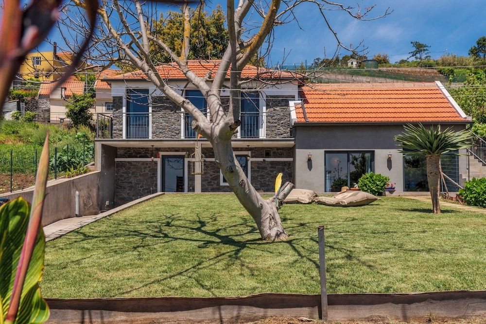 Basic House, Multiple Beds
