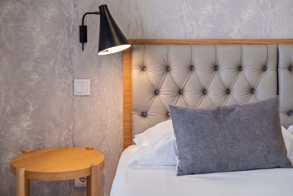 Standard Apartment, 1 Queen Bed with Sofa bed, Non Smoking