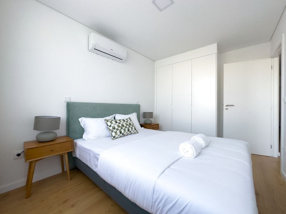 Apartment 6