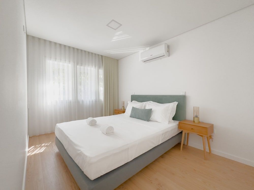 Apartment 7