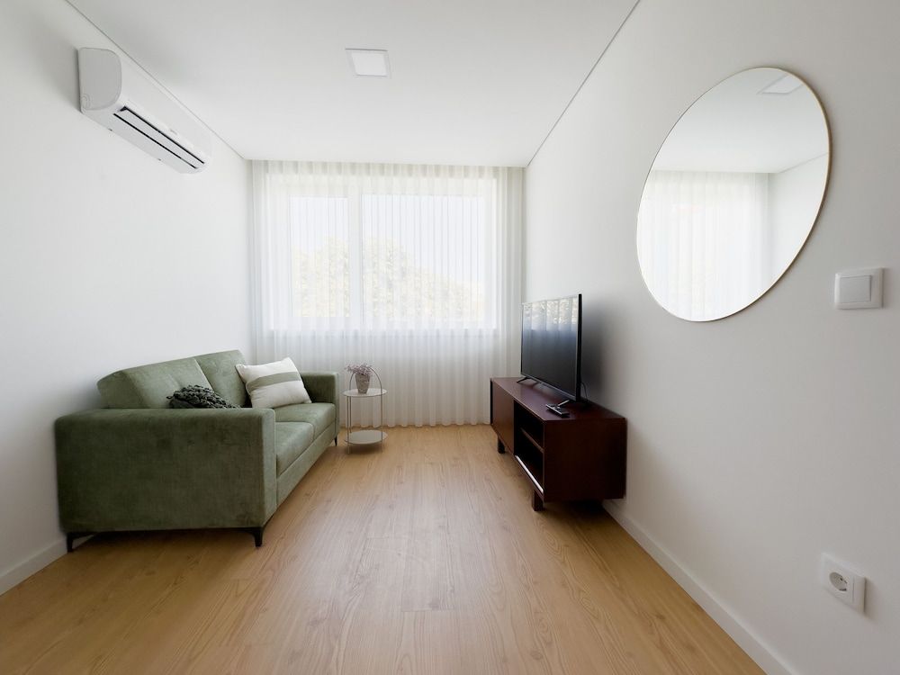 Apartment 6
