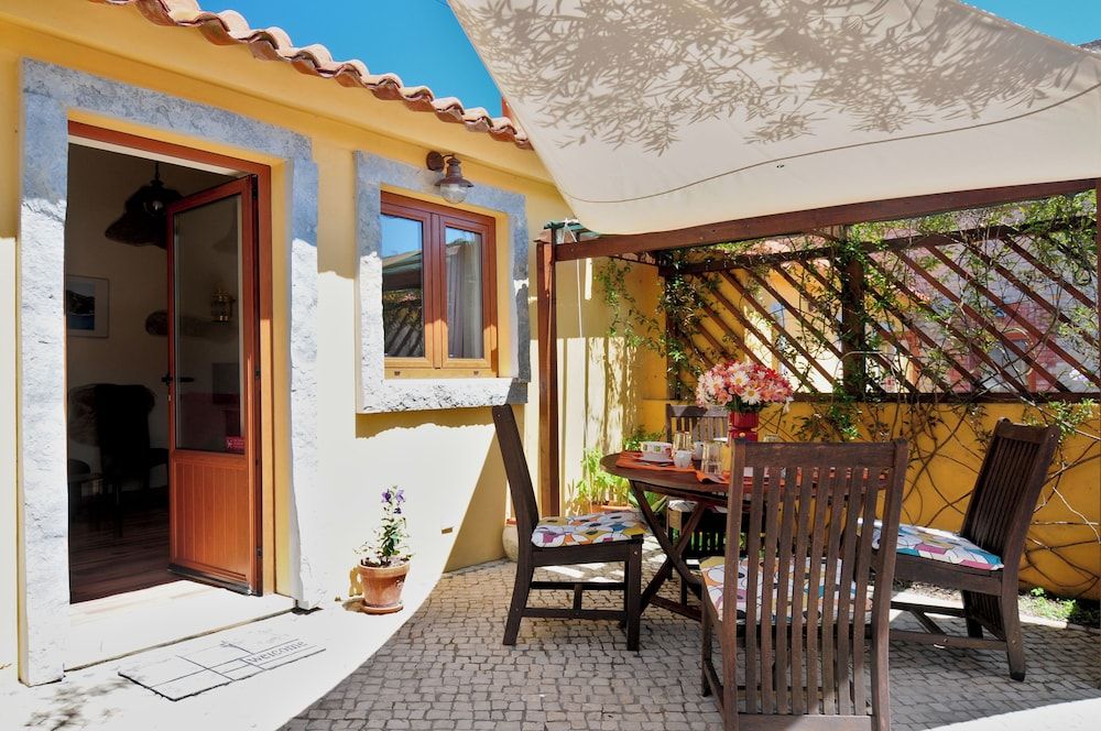 House, 2 Bedrooms, Smoking, Patio