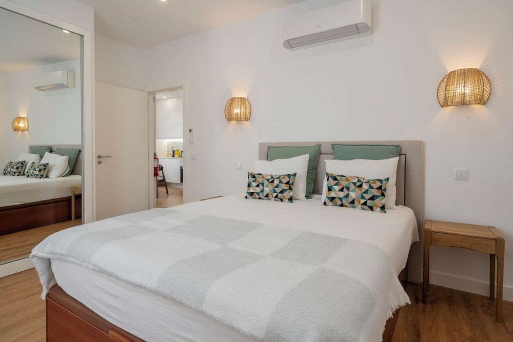Comfort Apartment, 1 Queen Bed with Sofa bed, Non Smoking