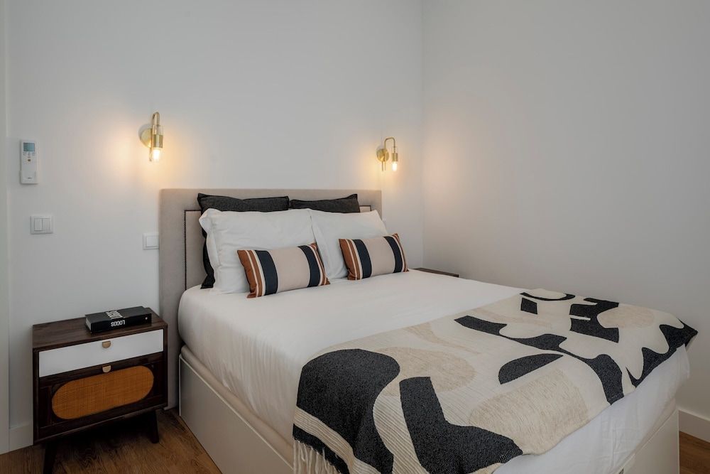 City Apartment, 1 Queen Bed with Sofa bed, Non Smoking