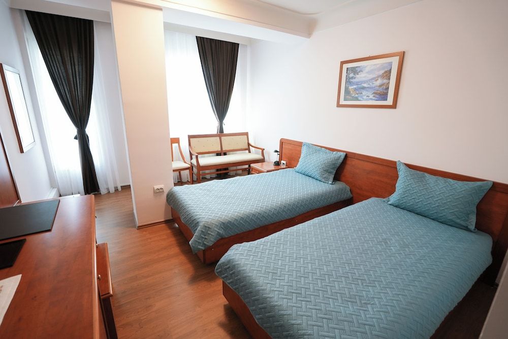 Basic Twin Room