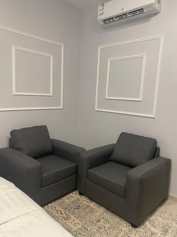 Comfort Studio