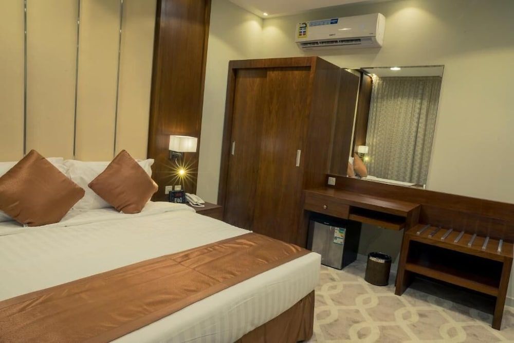 Ninety Two Standard Single Room, 1 King Bed 2