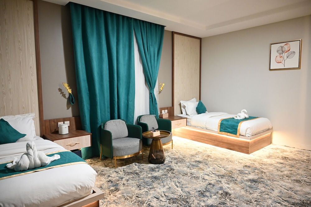 Relax Palace Hotel Comfort Suite, 2 Bedrooms 4