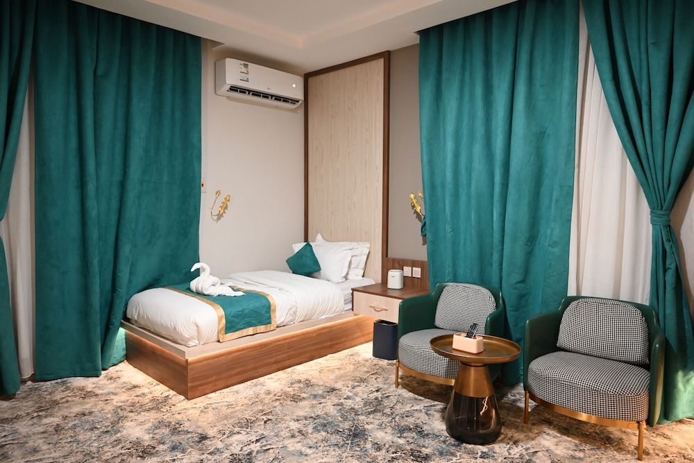 Relax Palace Hotel Comfort Suite, 2 Bedrooms 7