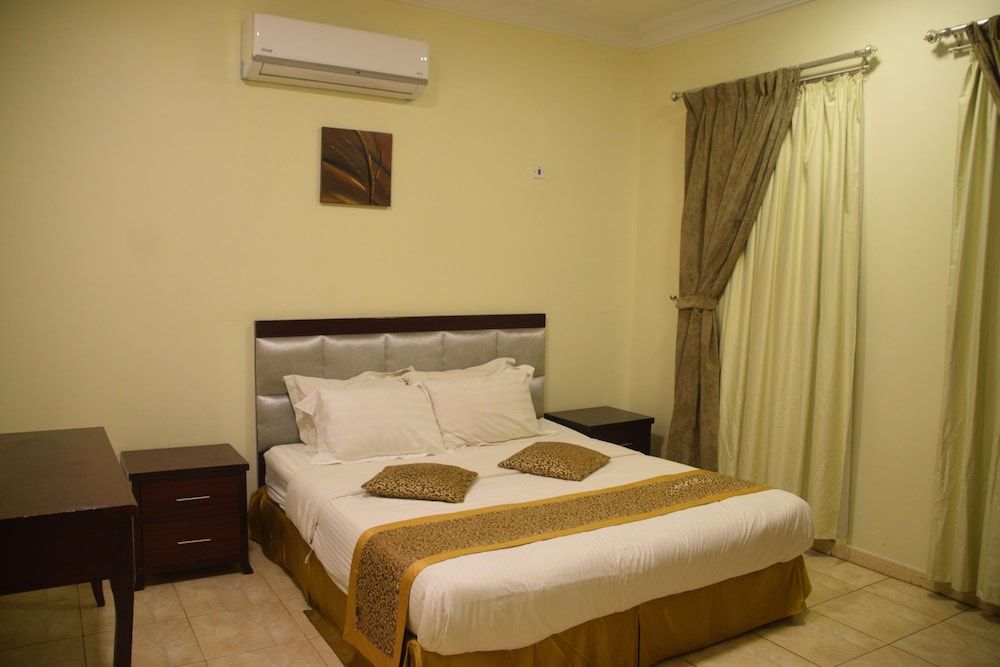 Aseer hotel apartments Junior Suite 2