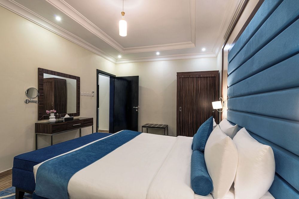 Al Qasr Hotel Suites-Al Diyafah District Junior Suite, 1 King Bed 3