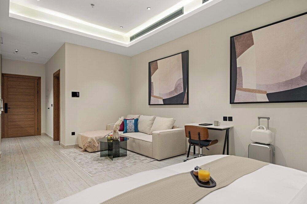 Yliv - KAFD Classic Studio 4