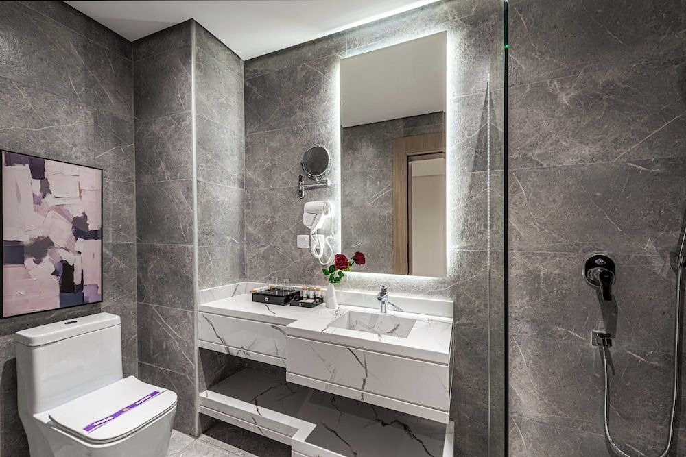 Al Qasr Hotel - Al Rabwa Deluxe Room 4