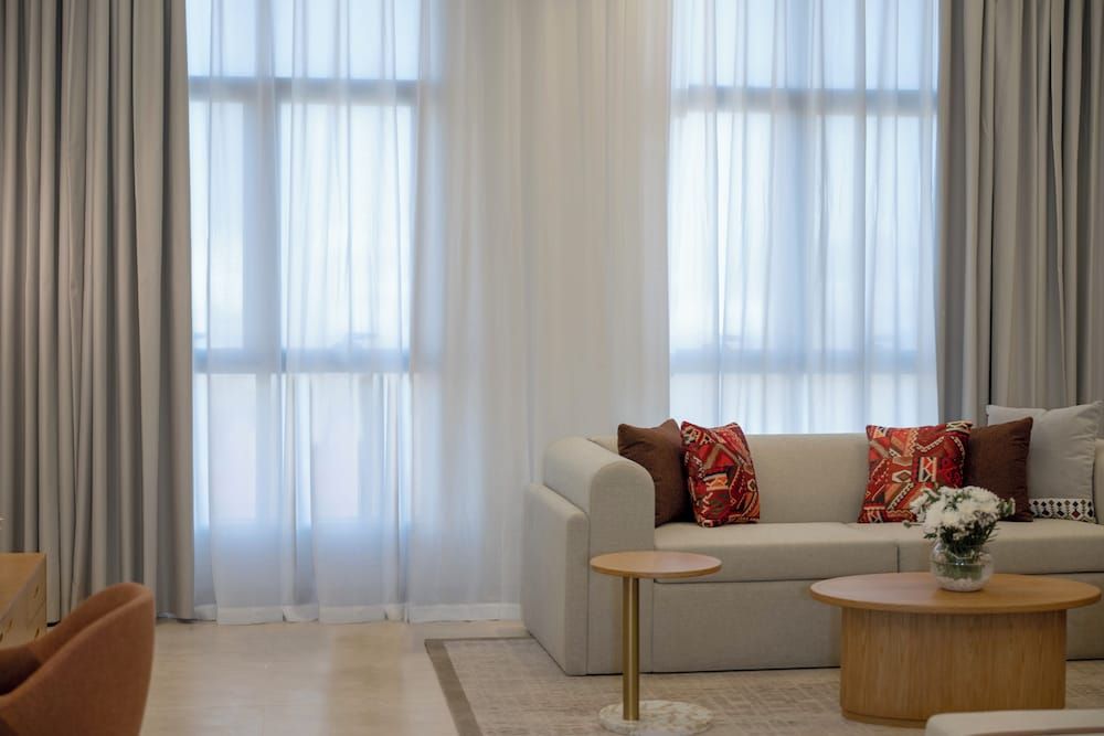 Mercure Hotel Khamis Mushait Deluxe King Room 8