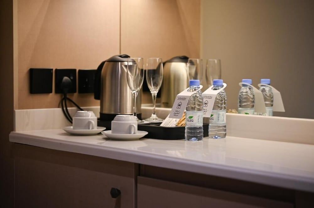 Palm Gate Hotel Suites Junior Suite 2