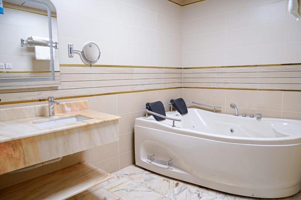 Ferbion hotel Two-Bedroom Suite 6