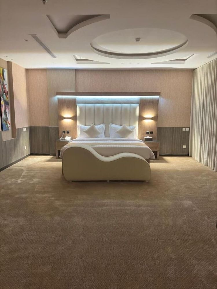 Ferbion hotel Two-Bedroom Suite 2