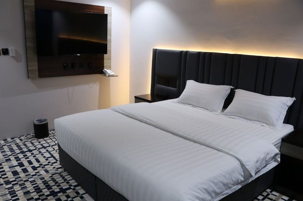 QIMAM PARK4 Deluxe Double Room 9