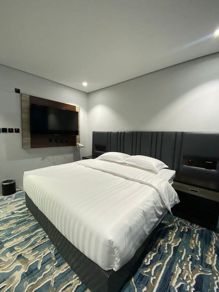 QIMAM PARK4 Deluxe Double Room 8