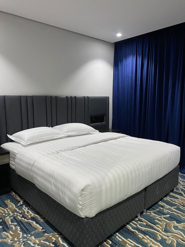 QIMAM PARK4 Deluxe Double Room 3