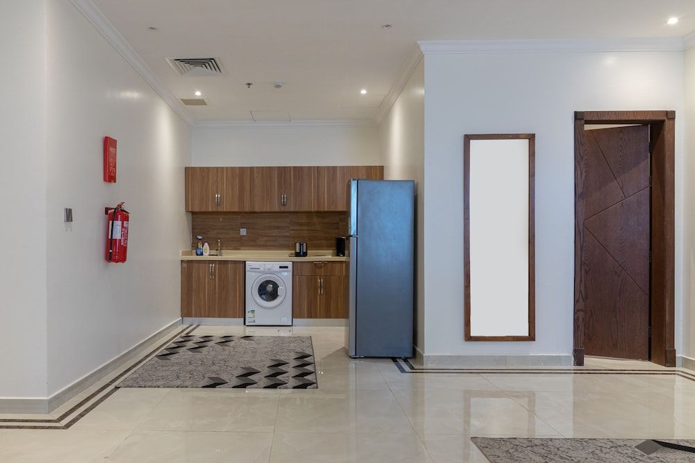 The Gate Hotel and Apartments Junior Suite 3