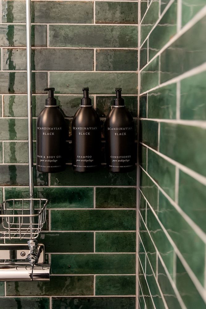 XHOTEL Superior Double Room 7