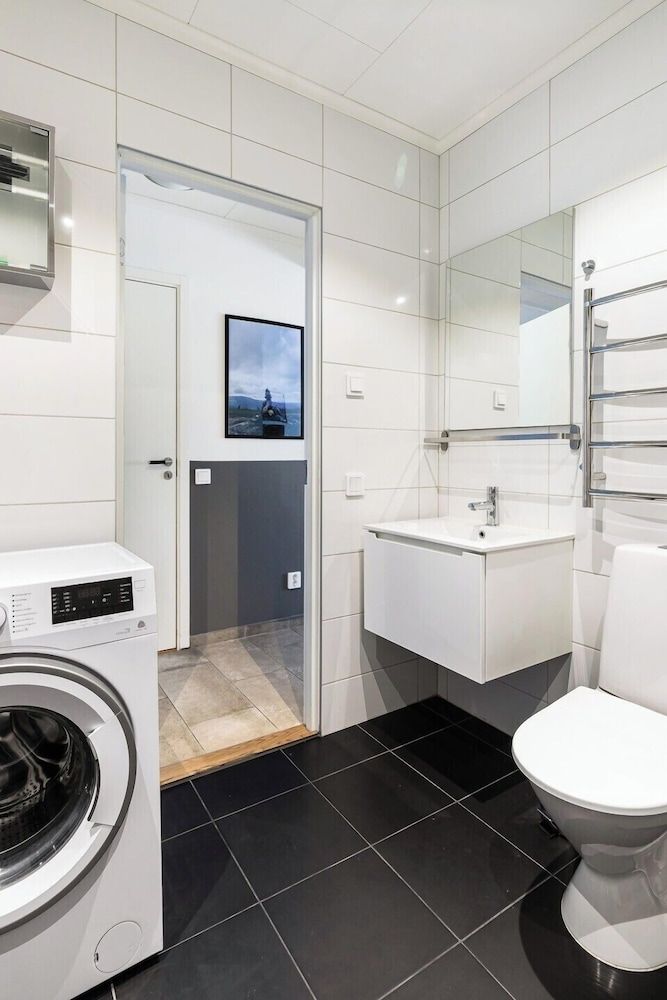 Parkstigens Lägenheter Standard Apartment, 2 Bedrooms, Pets Allowed, Slope side 4