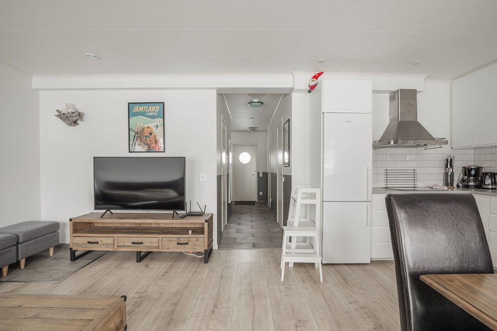 Parkstigens Lägenheter Standard Apartment, 2 Bedrooms, Pets Allowed, Slope side 8